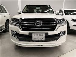 تۆیۆتا لاند کروزەر